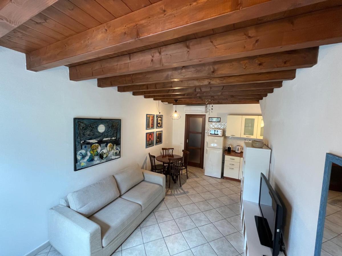 La Casa Gialla Cagliari Buitenkant foto
