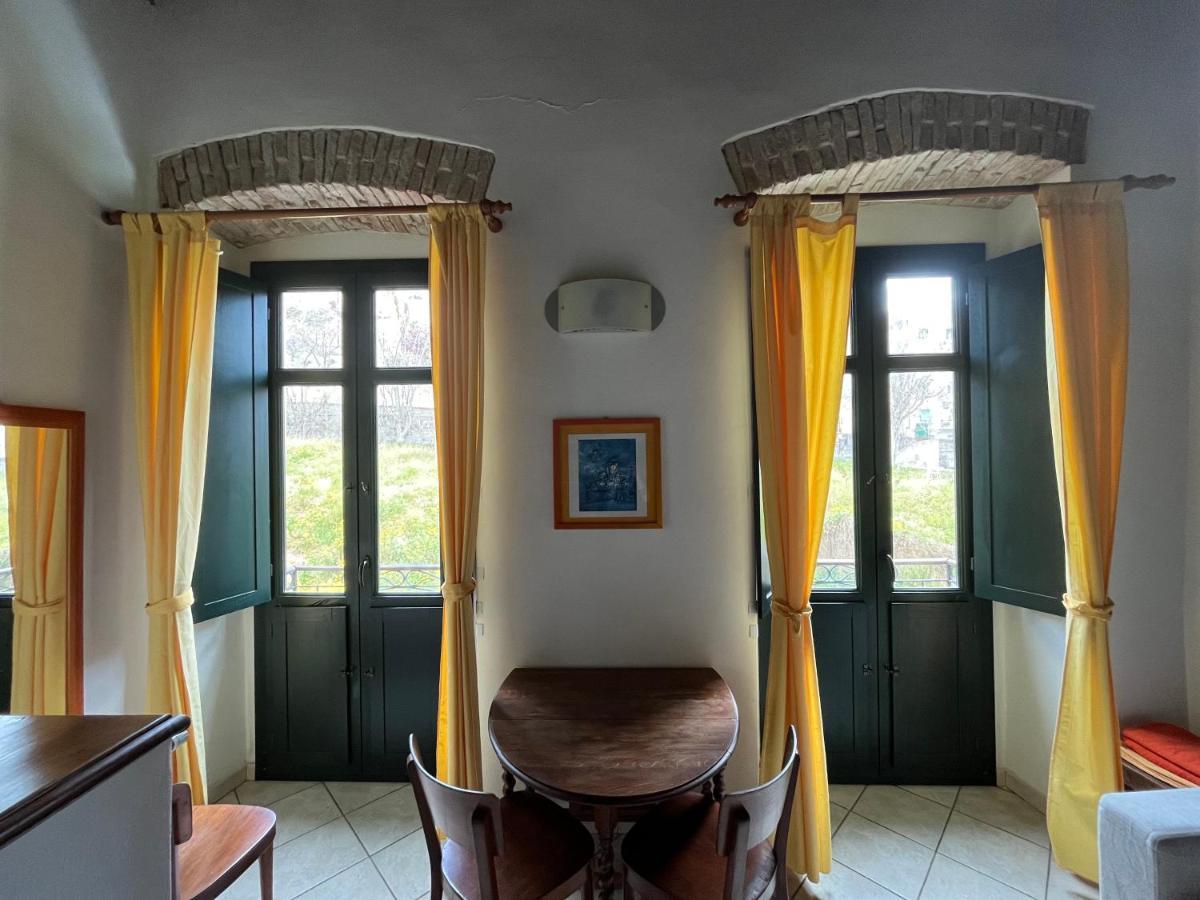 La Casa Gialla Cagliari Buitenkant foto
