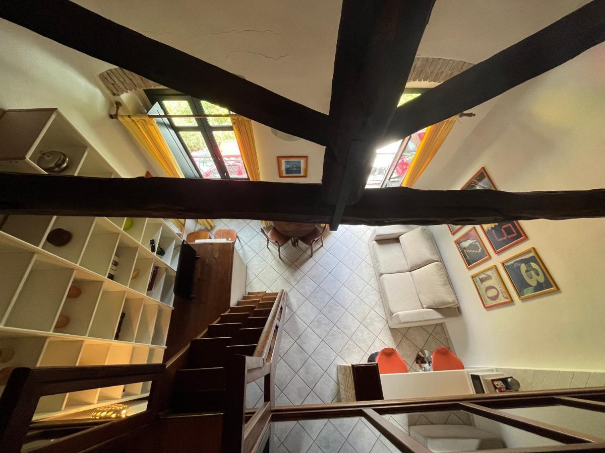 La Casa Gialla Cagliari Buitenkant foto
